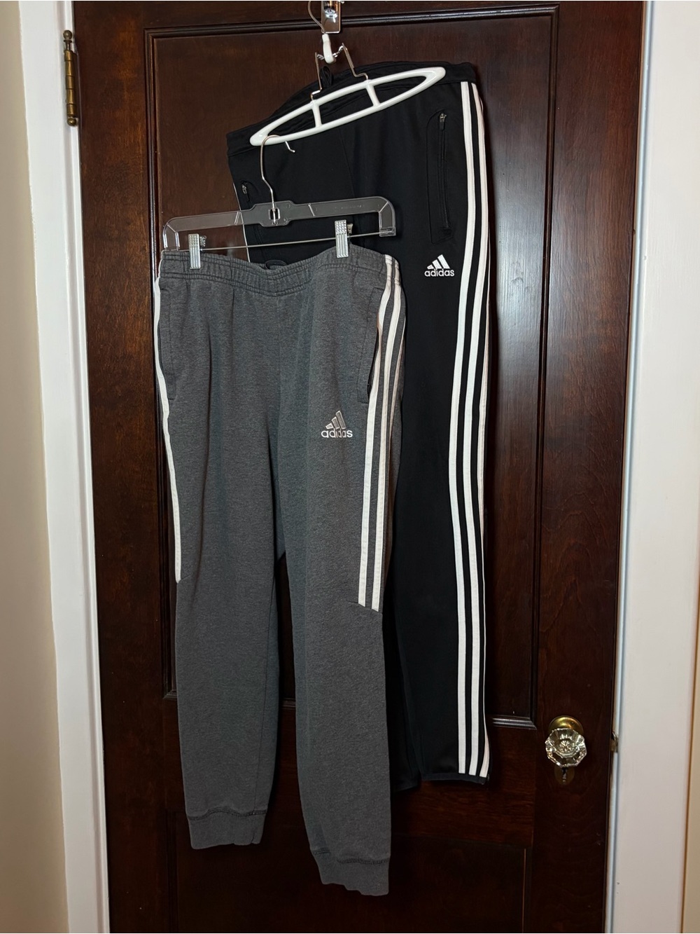 Lot Of 2 Adidas Women’s Medium Sweatpants Joggers Stripes Drawstring Black Gray